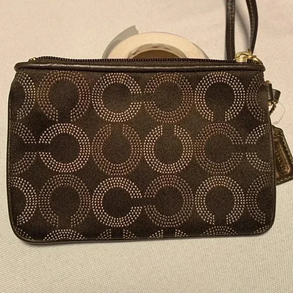 COACH Wristlet,NWT. - Picture 3 of 4